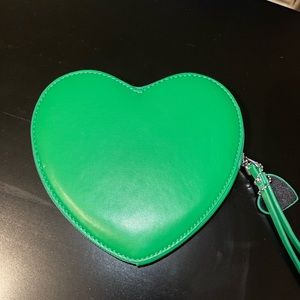 Green Heart Shaped Wrislet